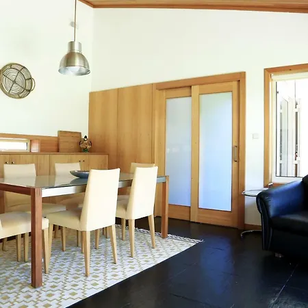 Дом отдыха Casa De Outeiro Кабесейраш-ди-Башту