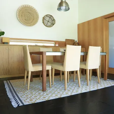 Casa De Outeiro * Кабесейраш-ди-Башту