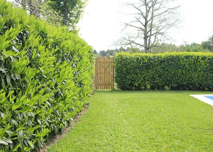 Casa De Outeiro * Кабесейраш-ди-Башту